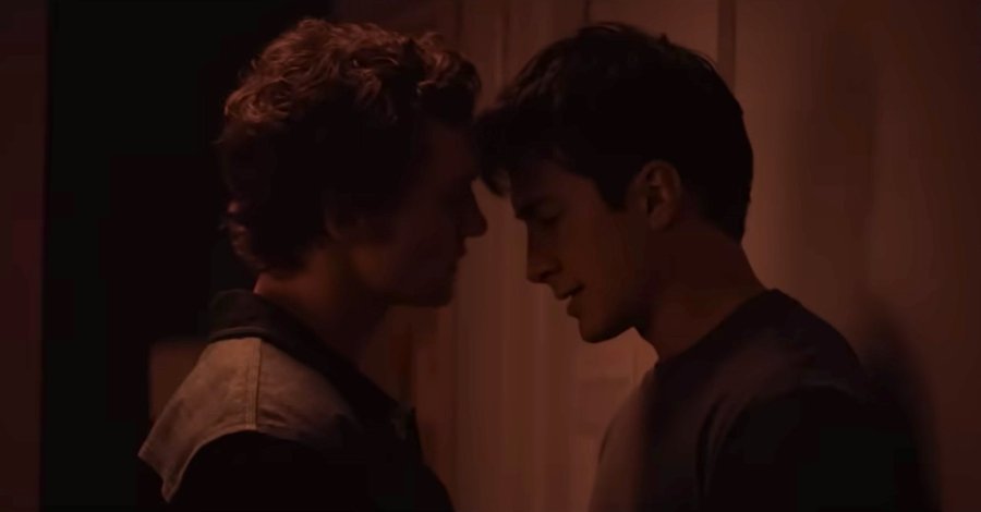 "Heated Rivalry": The Steamy New Romance That Has The Internet In a Chokehold!