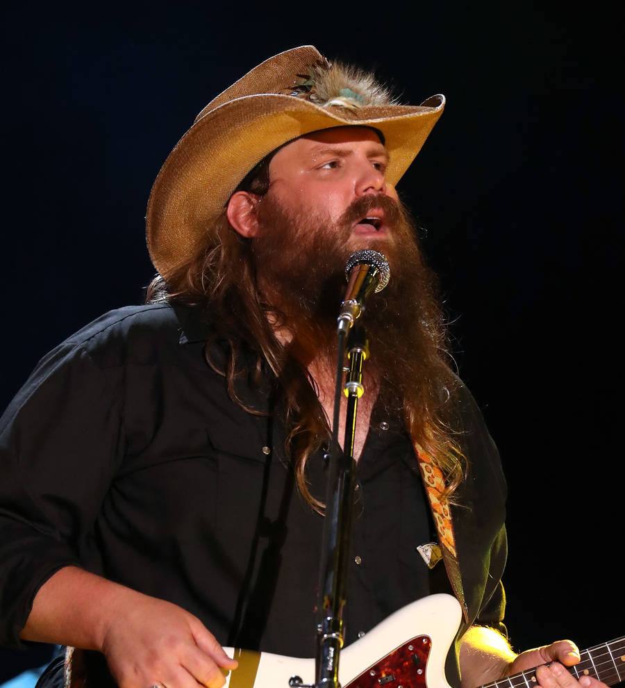 Couple weds at Chris Stapleton gig