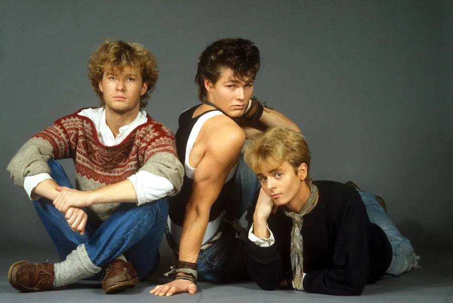 Sunday Music Vids: a-Ha