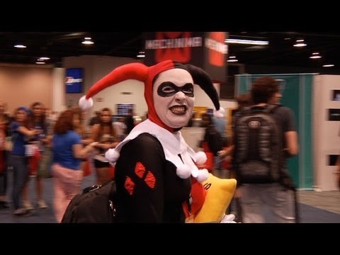 Describing VidCon in One Word -- iJustine, Dave Days, and More!