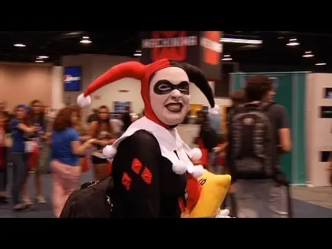 Describing VidCon in One Word -- iJustine, Dave Days, and More!