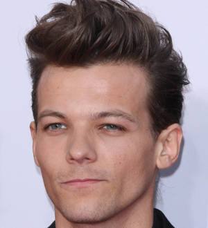 Louis Tomlinson in love split