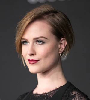 Evan Rachel Wood kicked out of hotel after Clooney prank