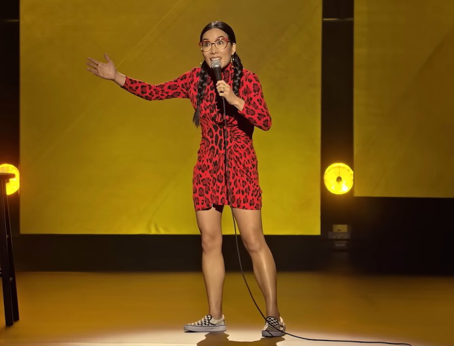 Comedy + Fashion: 15 Standups & Their Personal Performance Style!