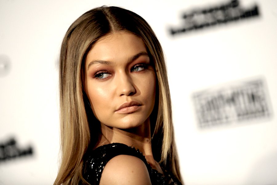 Make a Statement Without Saying a Word: 4 Hot Eyebrow Trends!