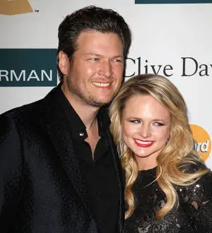 Blake Shelton designs special pet necklace for Miranda Lambert