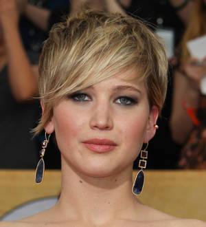Jennifer Lawrence freaks out as she meets crush Lewis