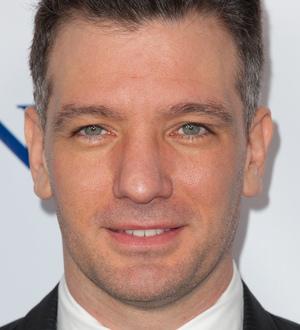 JC Chasez saves baby on beach
