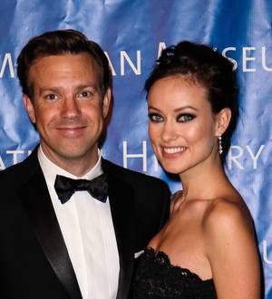 Olivia Wilde and Tina Fey suport museum fundraiser