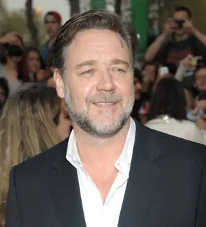 Russell Crowe's Noah sails past 0 million mark
