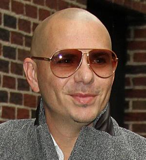 Pitbull receives honorary degree