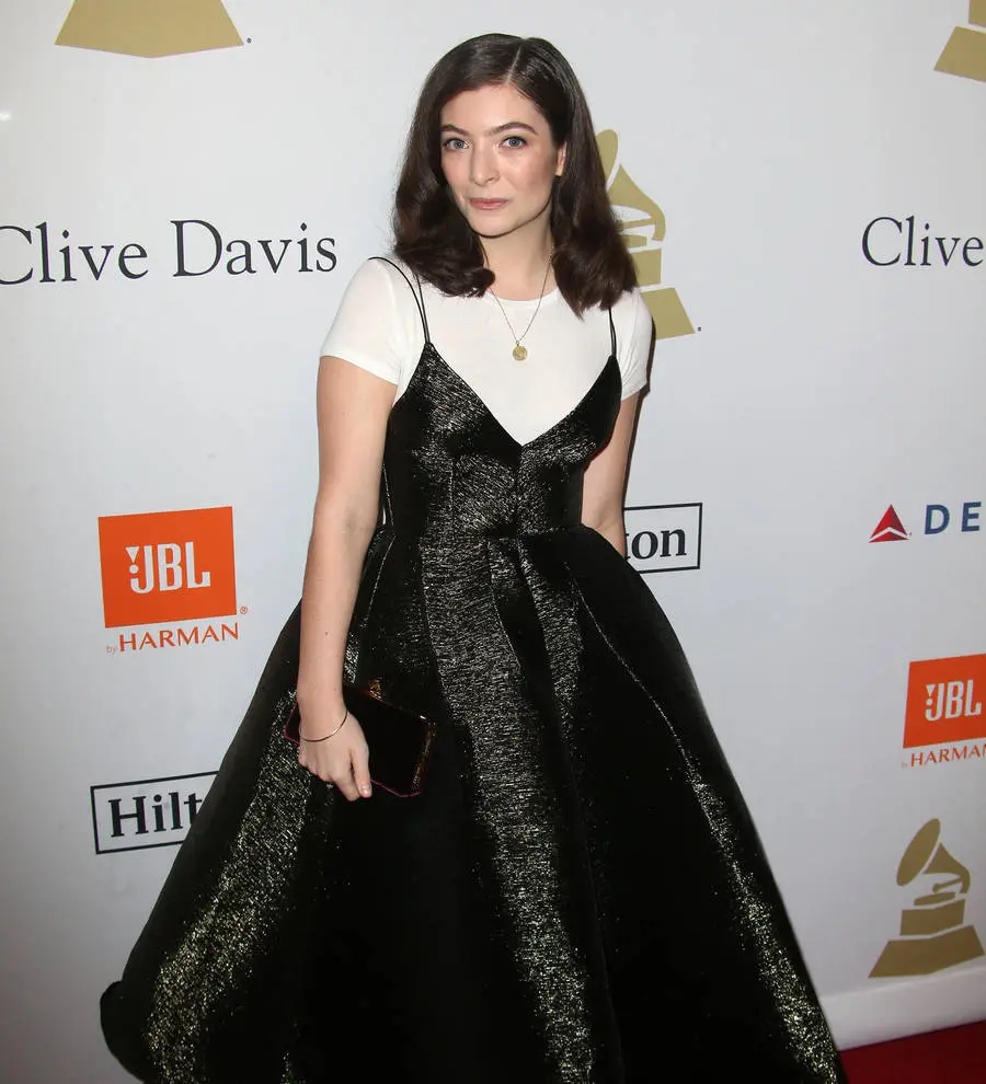 Lorde to Drop New Material Next Month - Report