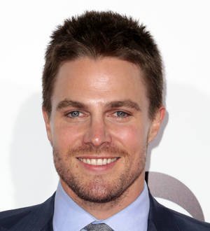 Stephen Amell dismisses Justice League movie rumors