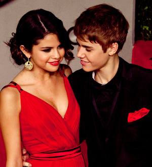 Justin Bieber refuses to use covert escape routes to avoid fans