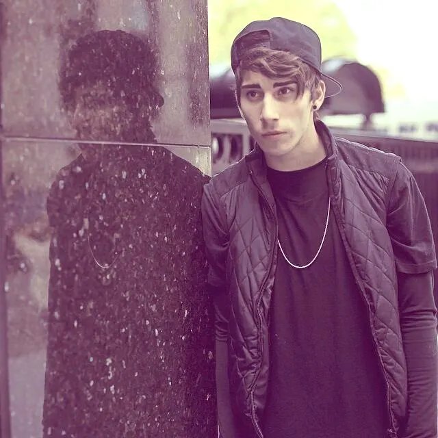 PLAYLIST PICKS: Nick de la Hoyde
