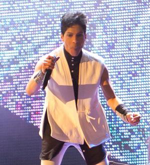 Prince plans Chicago residency