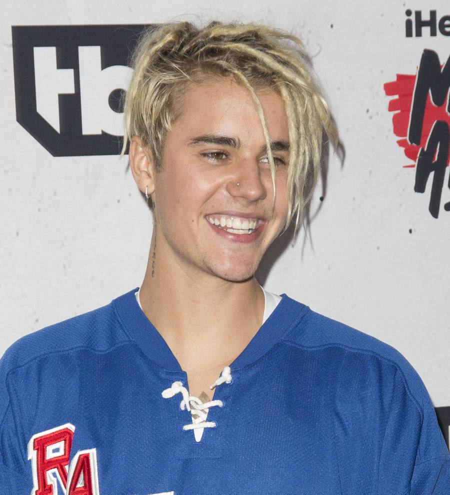 Justin Bieber's dreadlocks to benefit charity