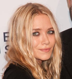Mary-Kate Olsen fuels engagement rumors