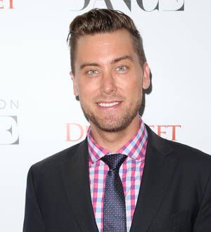 Lance Bass thanks firefighters for saving home from brush fires