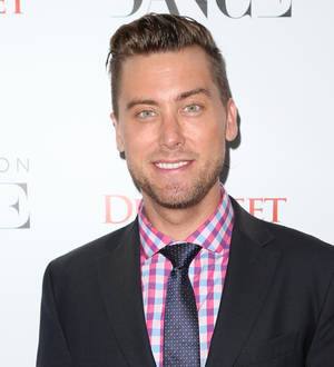 Lance Bass thanks firefighters for saving home from brush fires