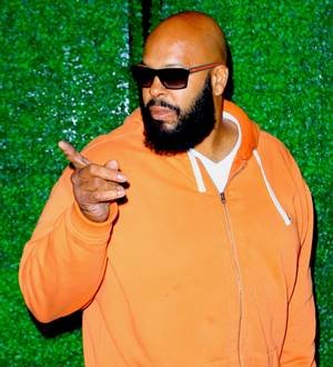 Suge Knight's lawyer files to dismiss murder charges