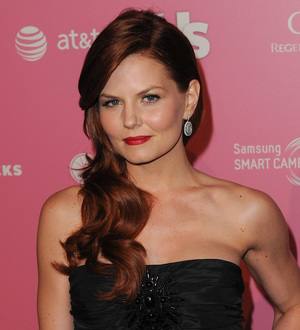 Jennifer Morrison dating co-star Sebastian Stan