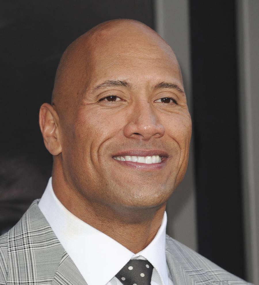 Dwayne Johnson's girlfriend pregnant - report