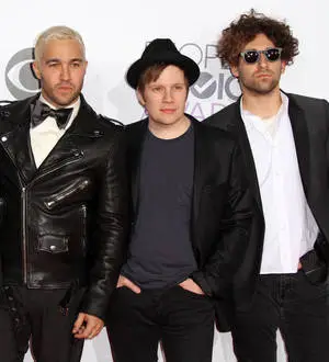 Fall Out Boy on top of album charts