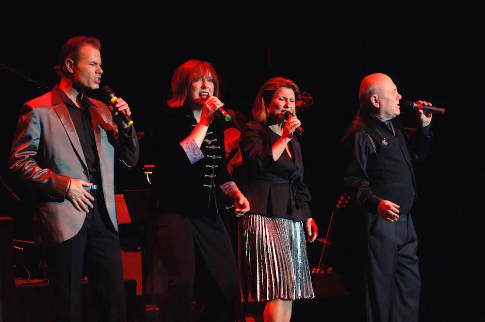 SUNDAY MUSIC VID: The Manhattan Transfer