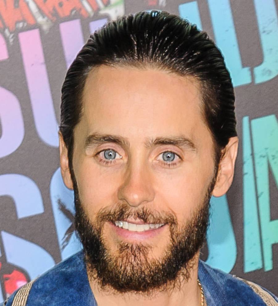 Jared Leto scares TV presenter with snake gift