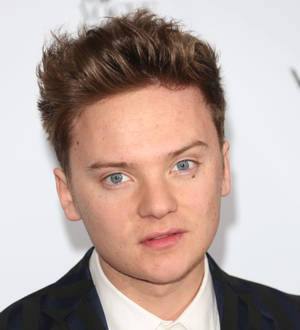 Comedian lapdances for Conor Maynard on TV show