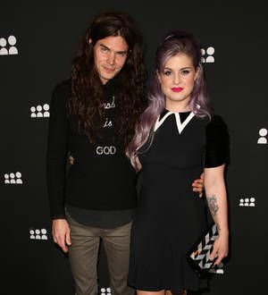 Kelly Osbourne planning 2014 summer wedding in U.K.