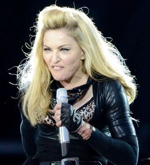 Madonna keeps to tight curfew at London gig