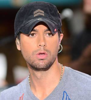 Enrique Iglesias finds female intruder at beach house