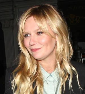 Kirsten Dunst turns to hypnotist to quit smoking