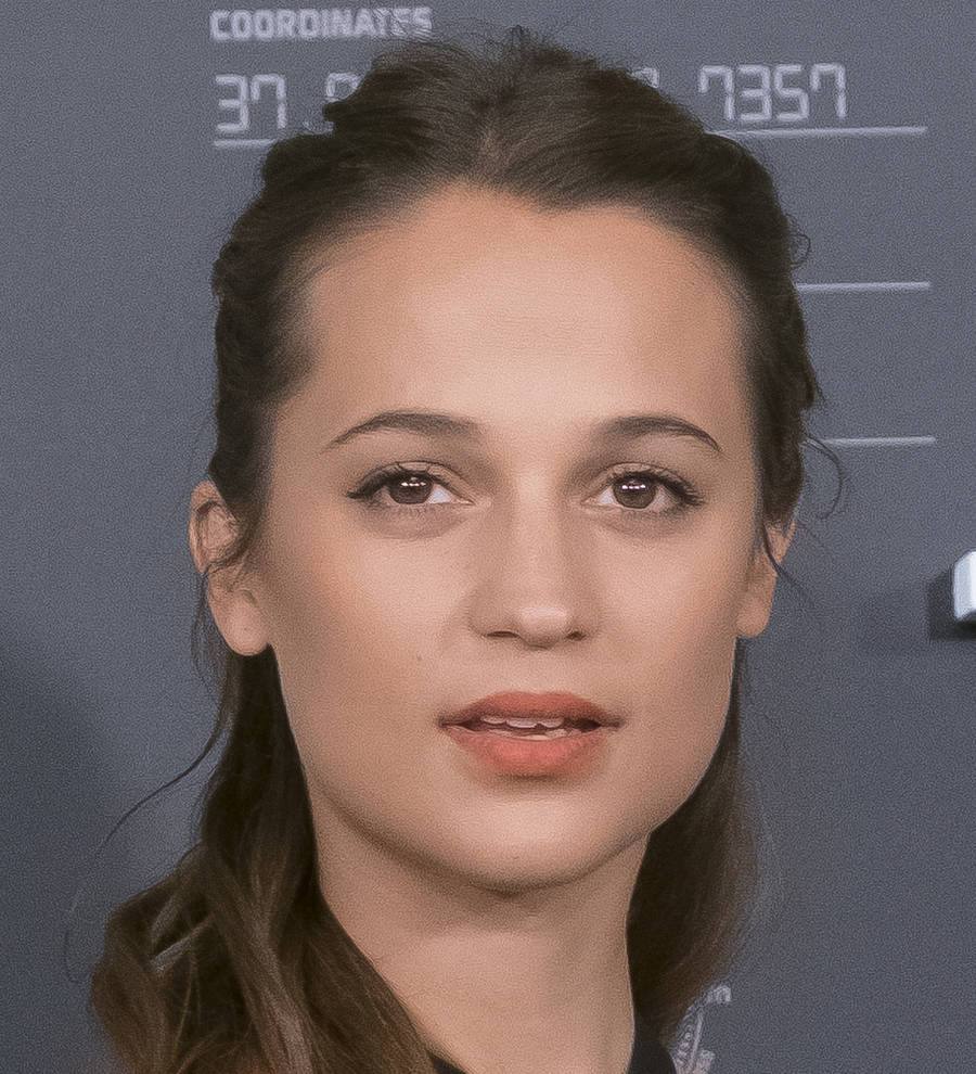 Alicia Vikander: 'Brexit would have denied me film career'