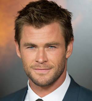 Chris Hemsworth bitten by a spider