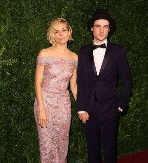 Sienna Miller and Tom Sturridge split - report