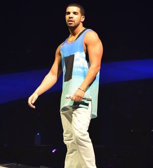 Drake shows off comedic talent on Saturday Night Live