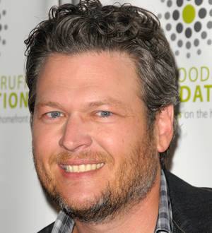 Blake Shelton tweets Adam Levine's phone number during live broadcast
