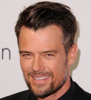 Josh Duhamel makes sandwiches for charity