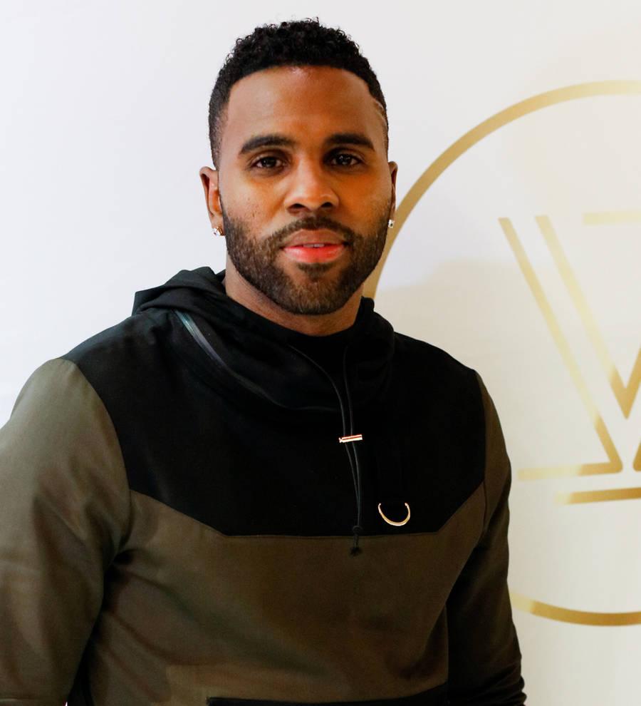 Jason Derulo faces,000 refund demand from U.K. students after no-show