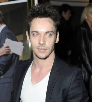 Jonathan Rhys Meyers engaged - report