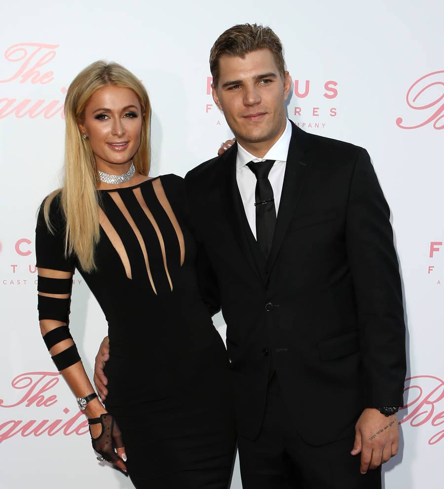 Paris Hilton's boyfriend gets tattoo of her name