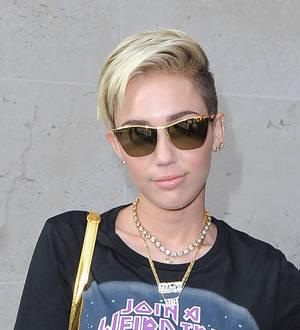 Miley Cyrus' mum and dad back together