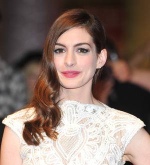 Anne Hathaway turns movie producer