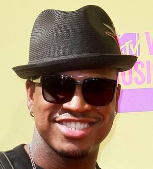 Beyonce's Irreplaceable inspired by Ne-Yo's aunt