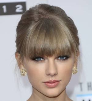 Taylor Swift: 'I've never been in love'
