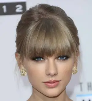 Taylor Swift: 'I've never been in love'