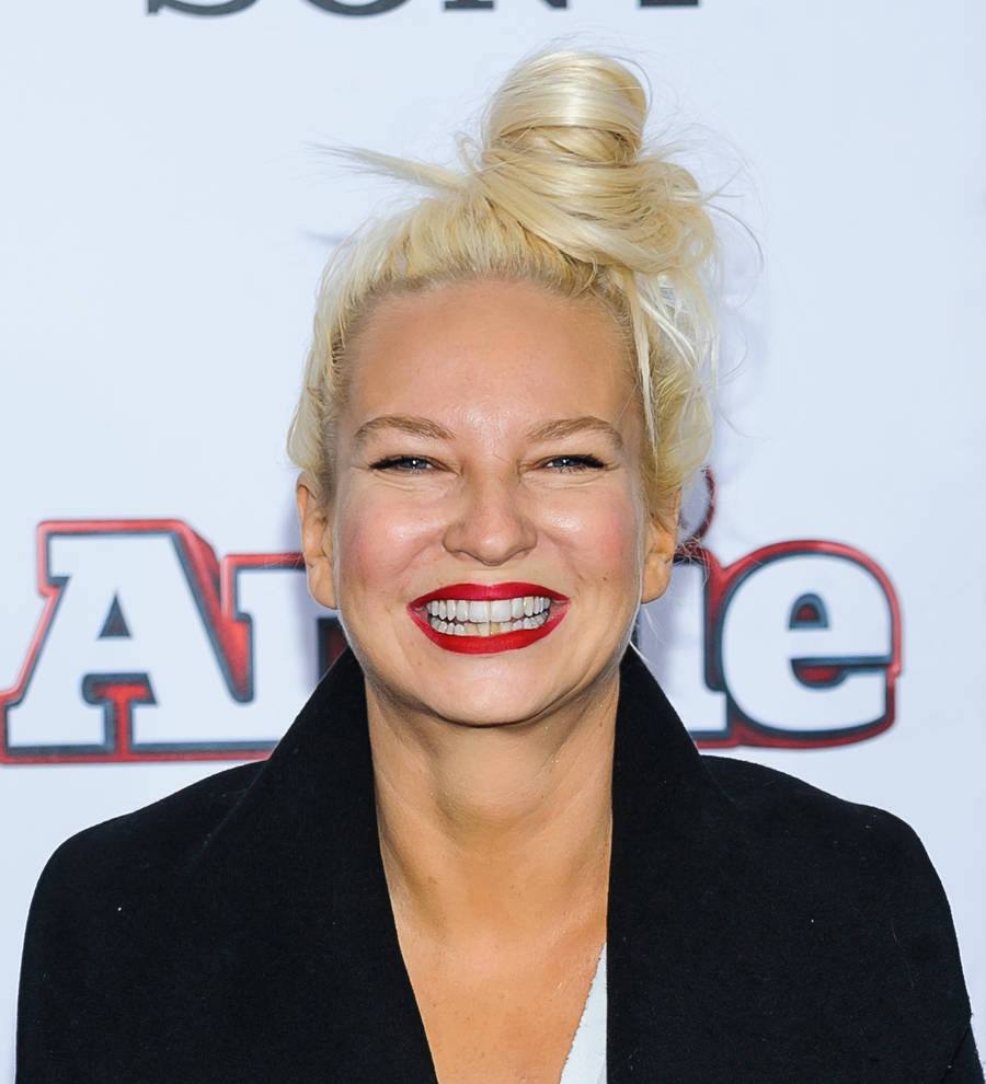 Sia goes disguise-free in Transparent cameo